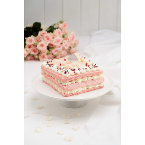 Rose Lychee Cake